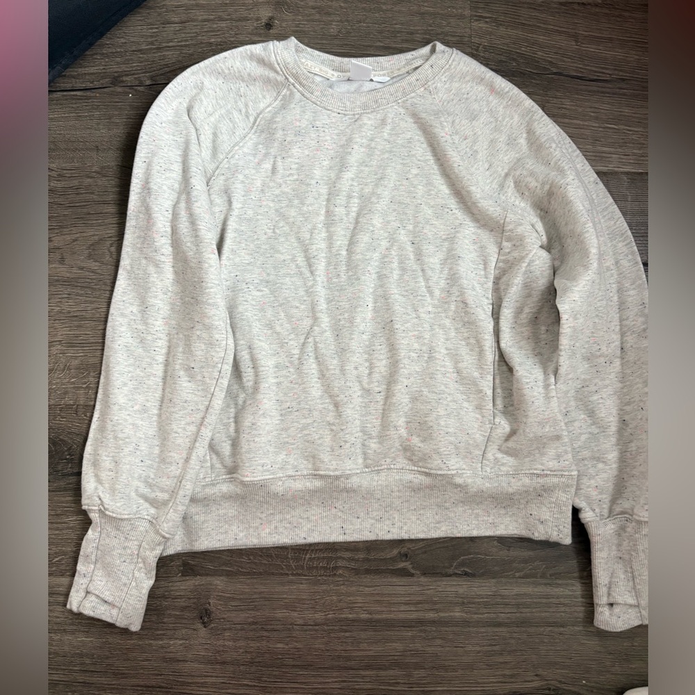 Athleta Girl Light Gray Speckled Top